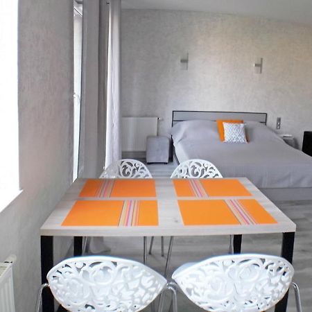 Art Apartments Wroclaw Ngoại thất bức ảnh
